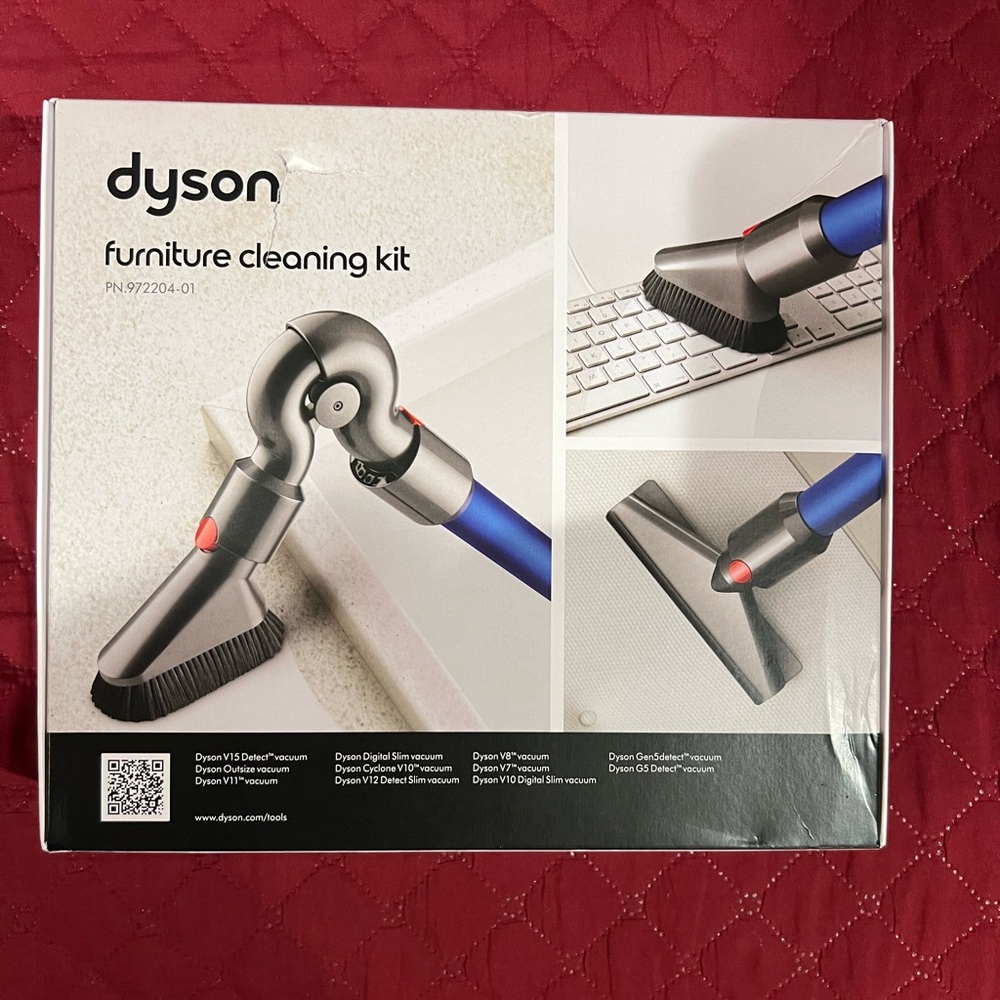 📦 Dyson Furniture Cleaning Kit – NEW in Box 🆕